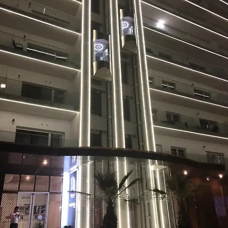 White Tower 711